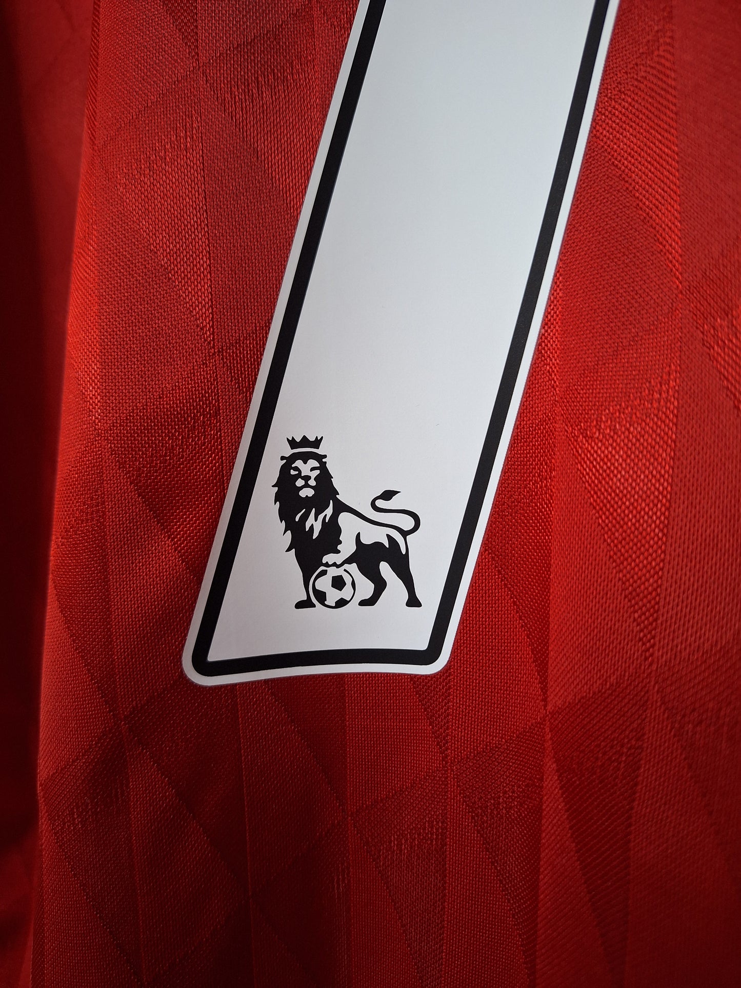 Liverpool 2010-2012 home shirt, Suarez 7, M