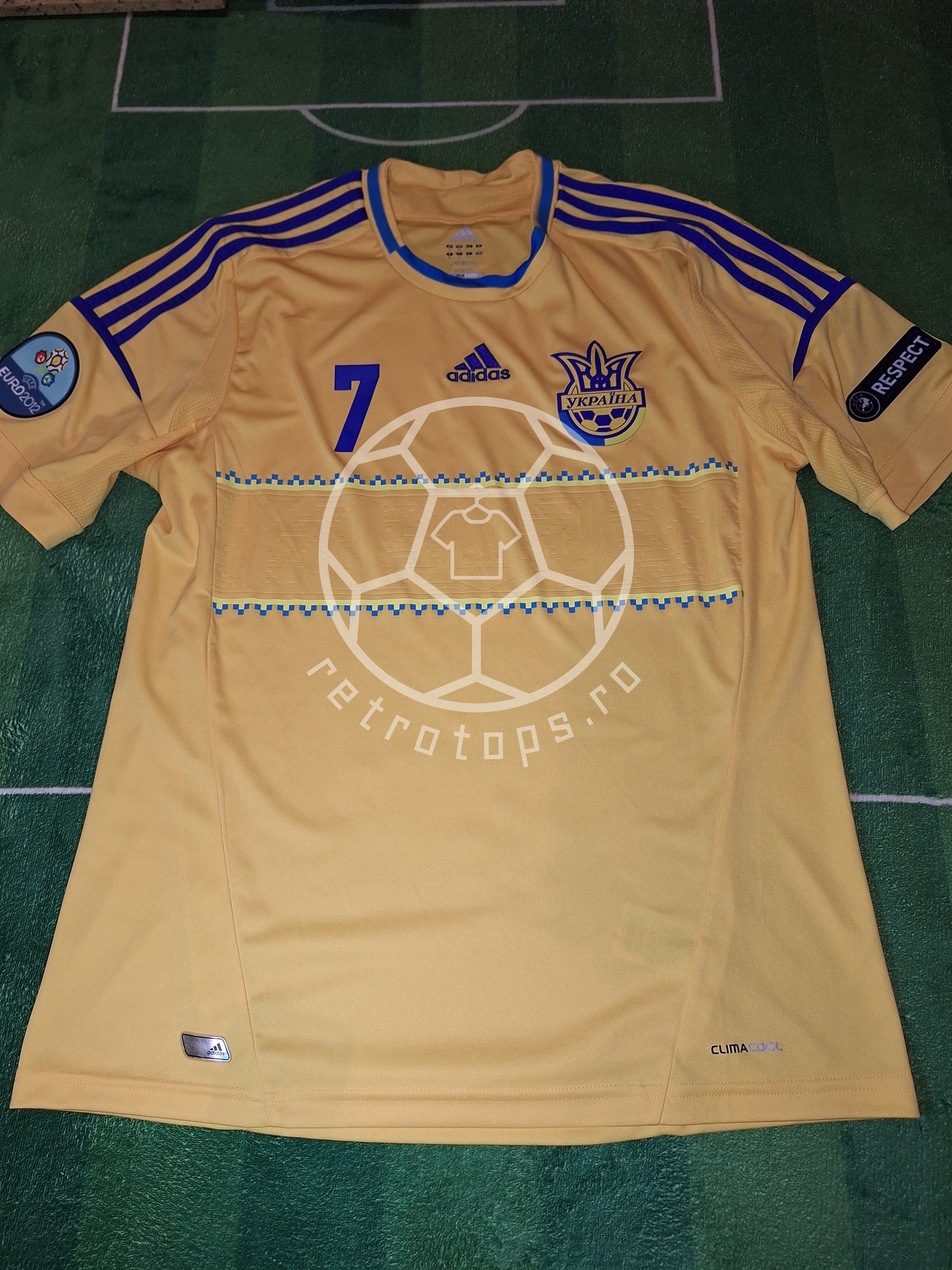 Ukraine 2012 shirt, Shevchenko 7, L