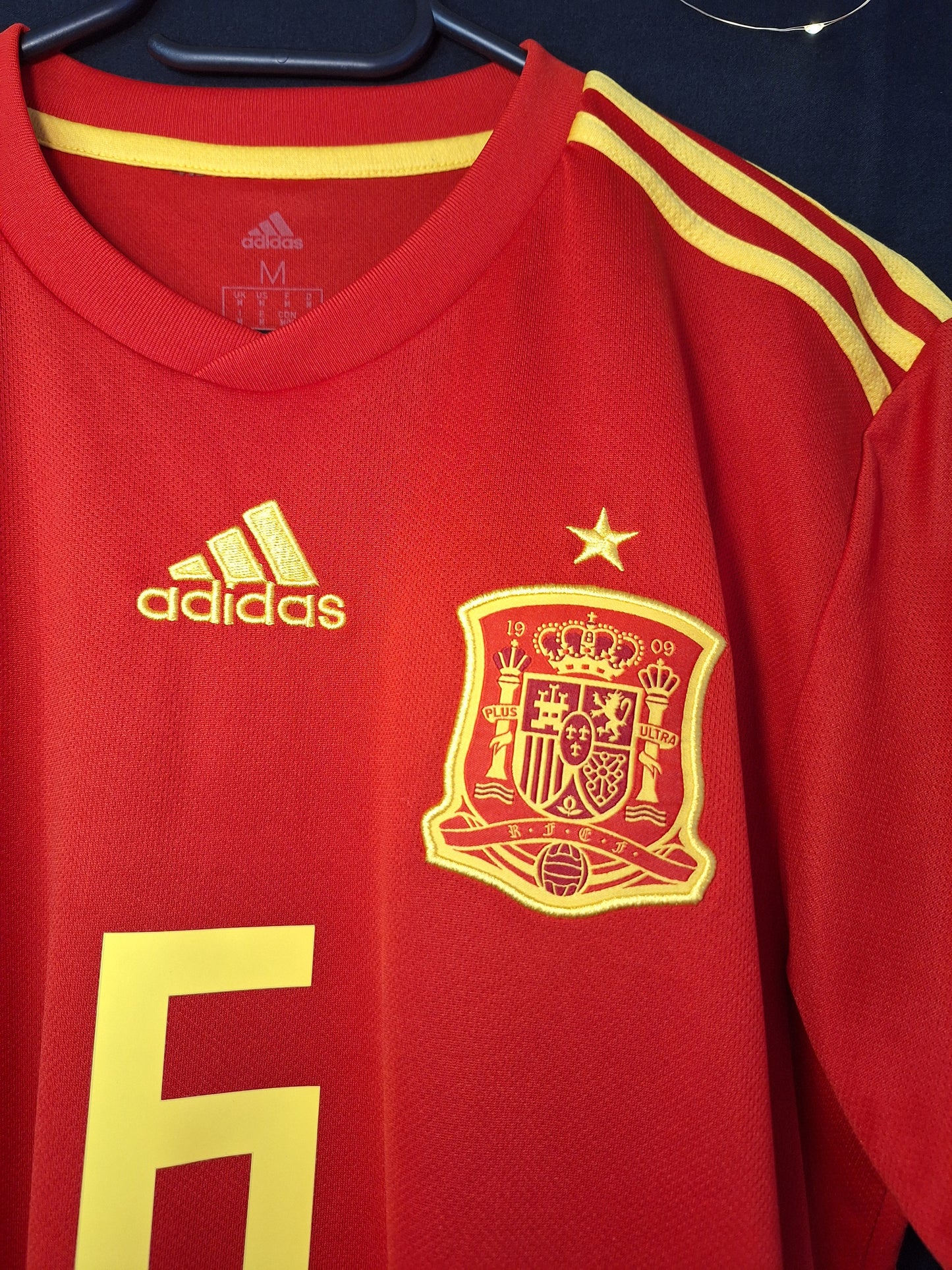 Spain 2018 home shirt, Iniesta 6, M