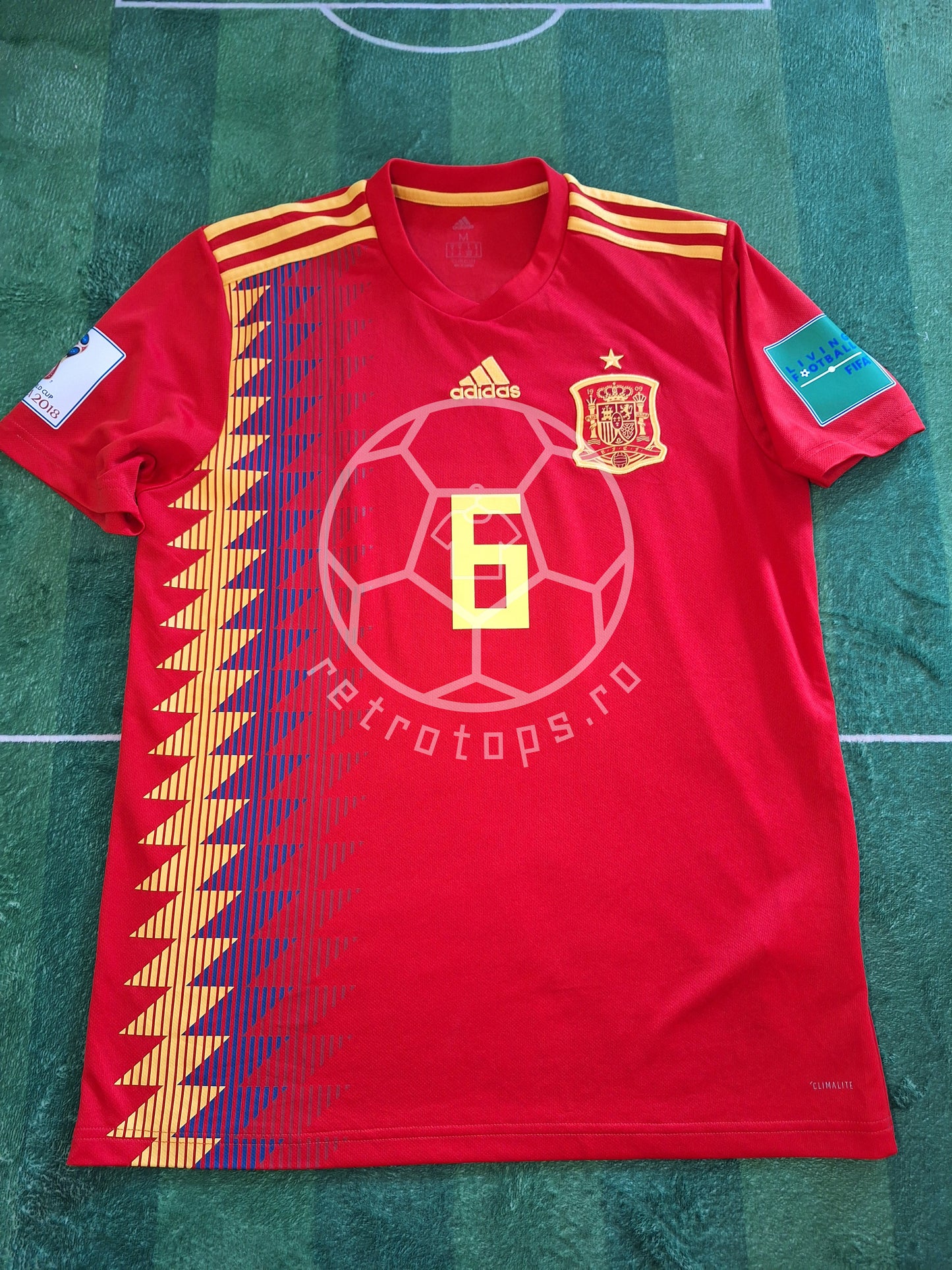 Spain 2018 home shirt, Iniesta 6, M