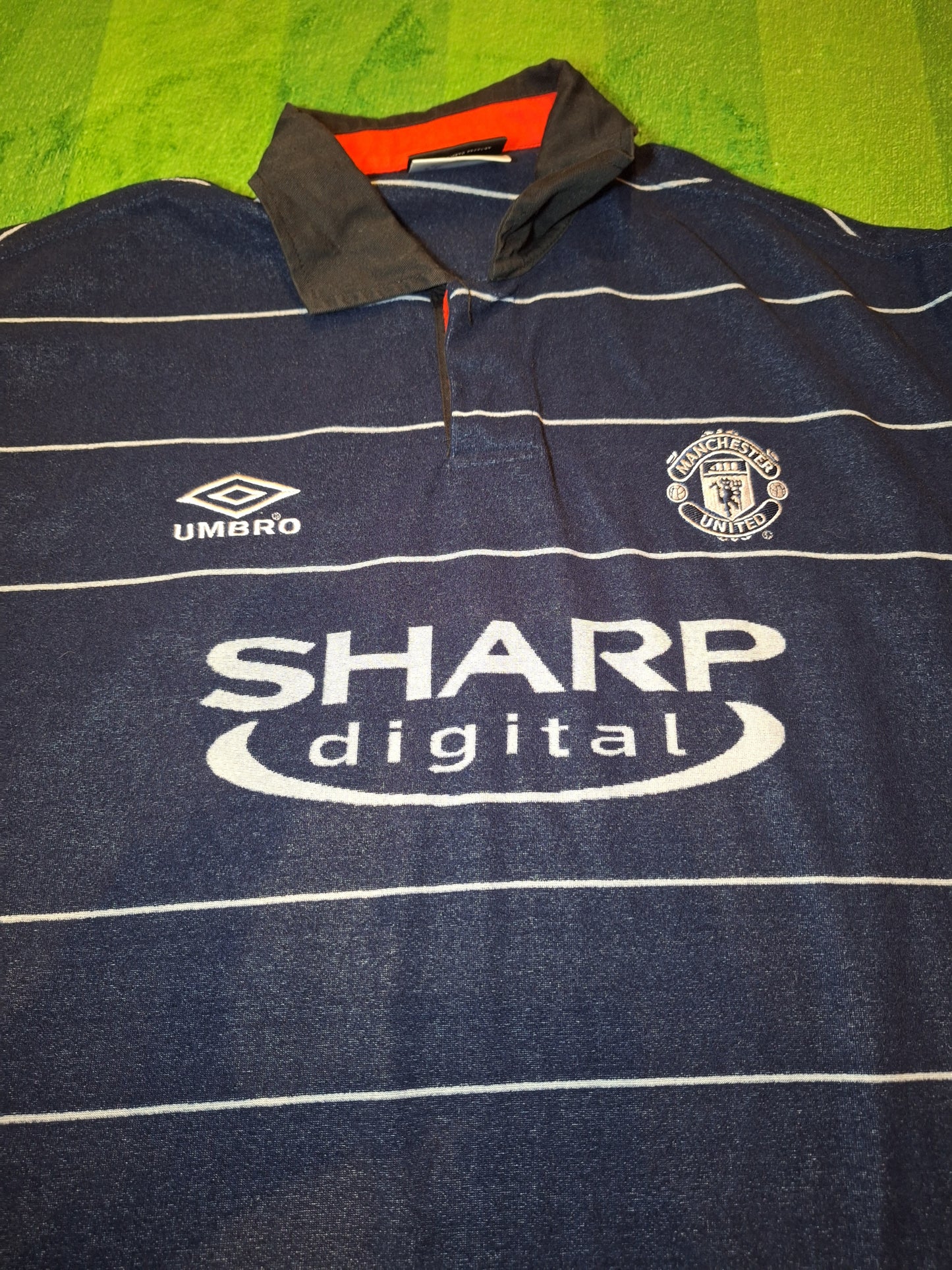 Manchester United 1999-2000 away shirt, Beckham 7, XL