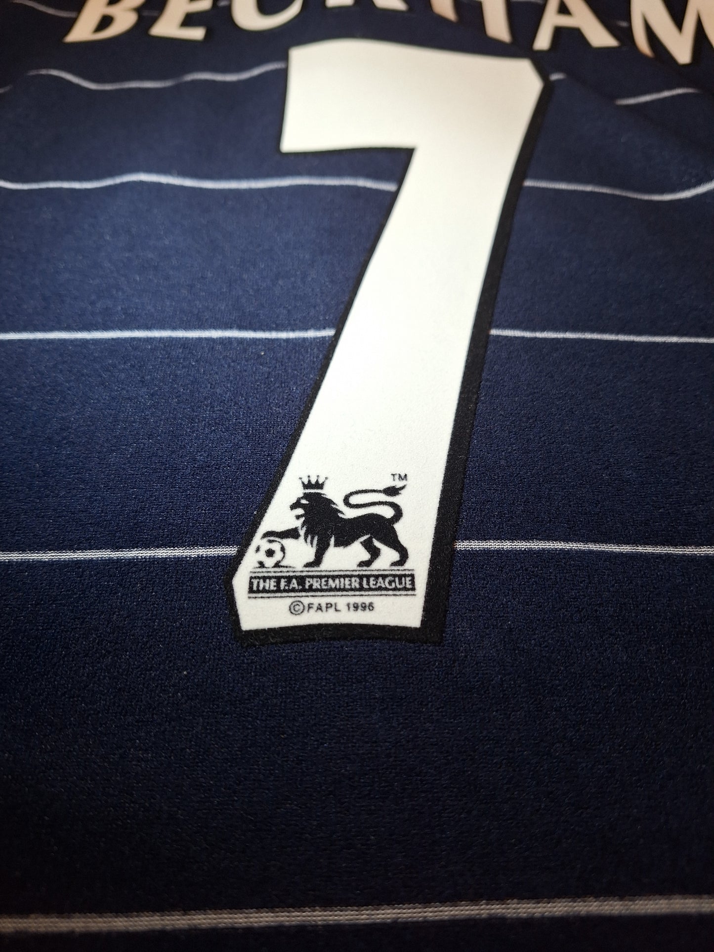 Manchester United 1999-2000 away shirt, Beckham 7, XL