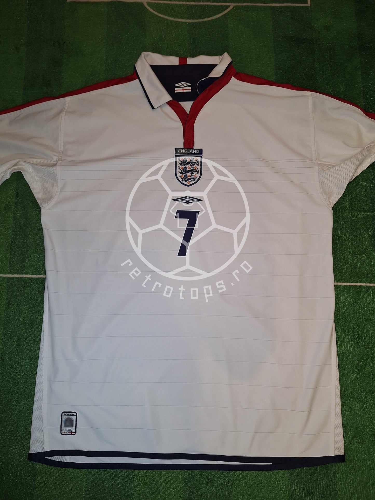 England 2004 home shirt, Beckham 7, XL