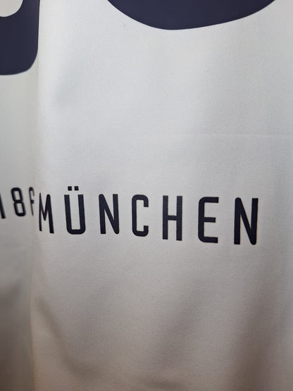 TSV Munchen 1860 2005-2006 away shirt, Lukasz Szukala 30, XL