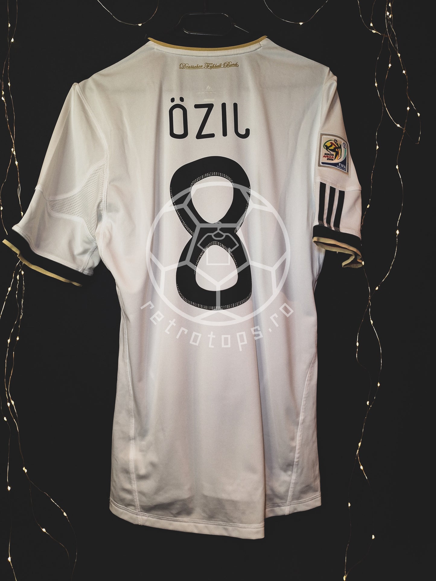 Germany 2010 home shirt, Ozil 8, M