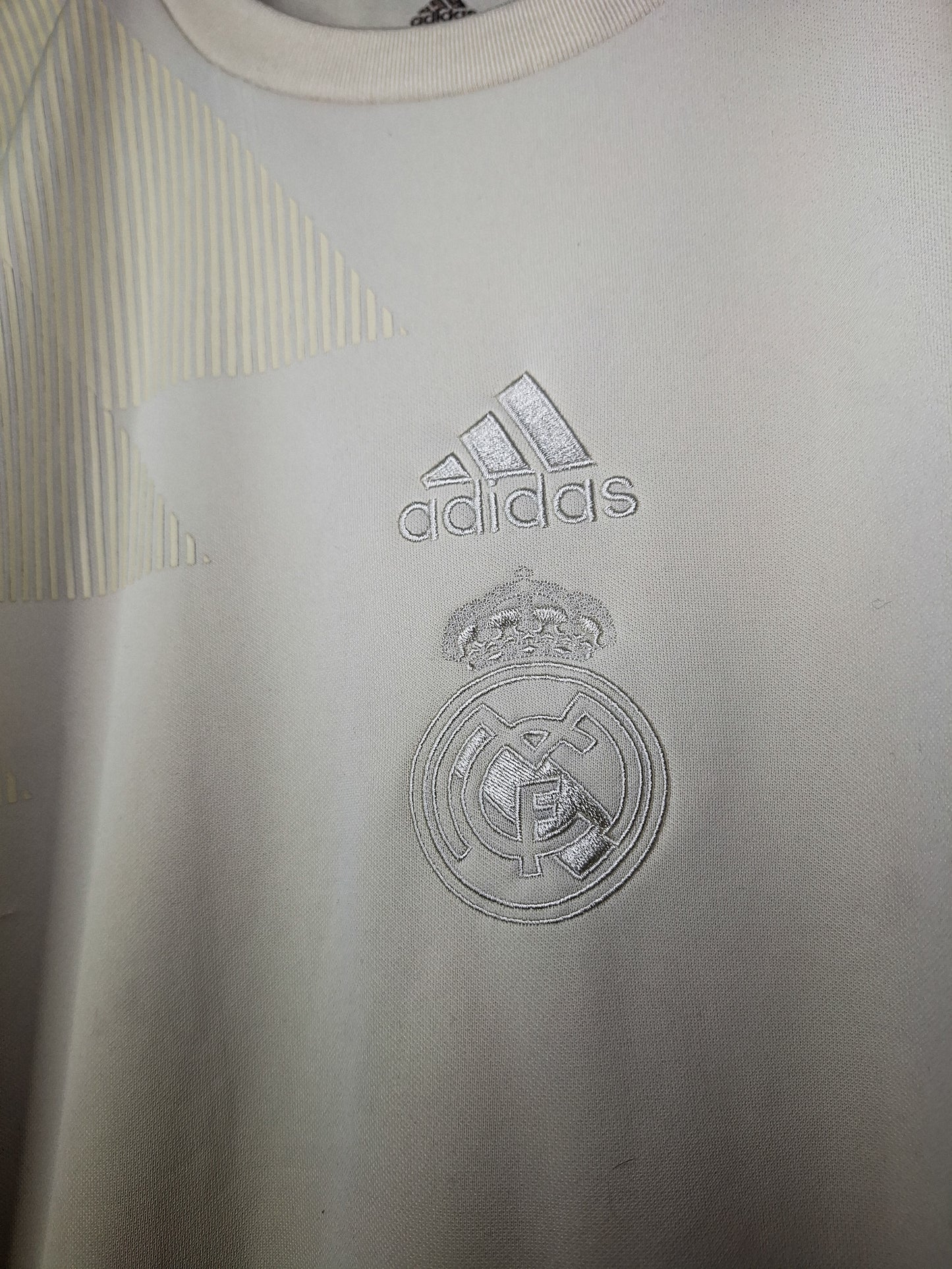 Real Madrid Seasonal special shirt 2018, S/M