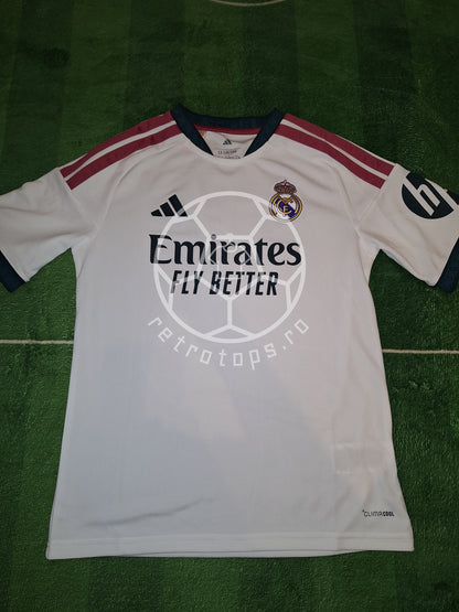 Real Madrid 2026-2027 home shirt, 13-14 years, XS/XXS