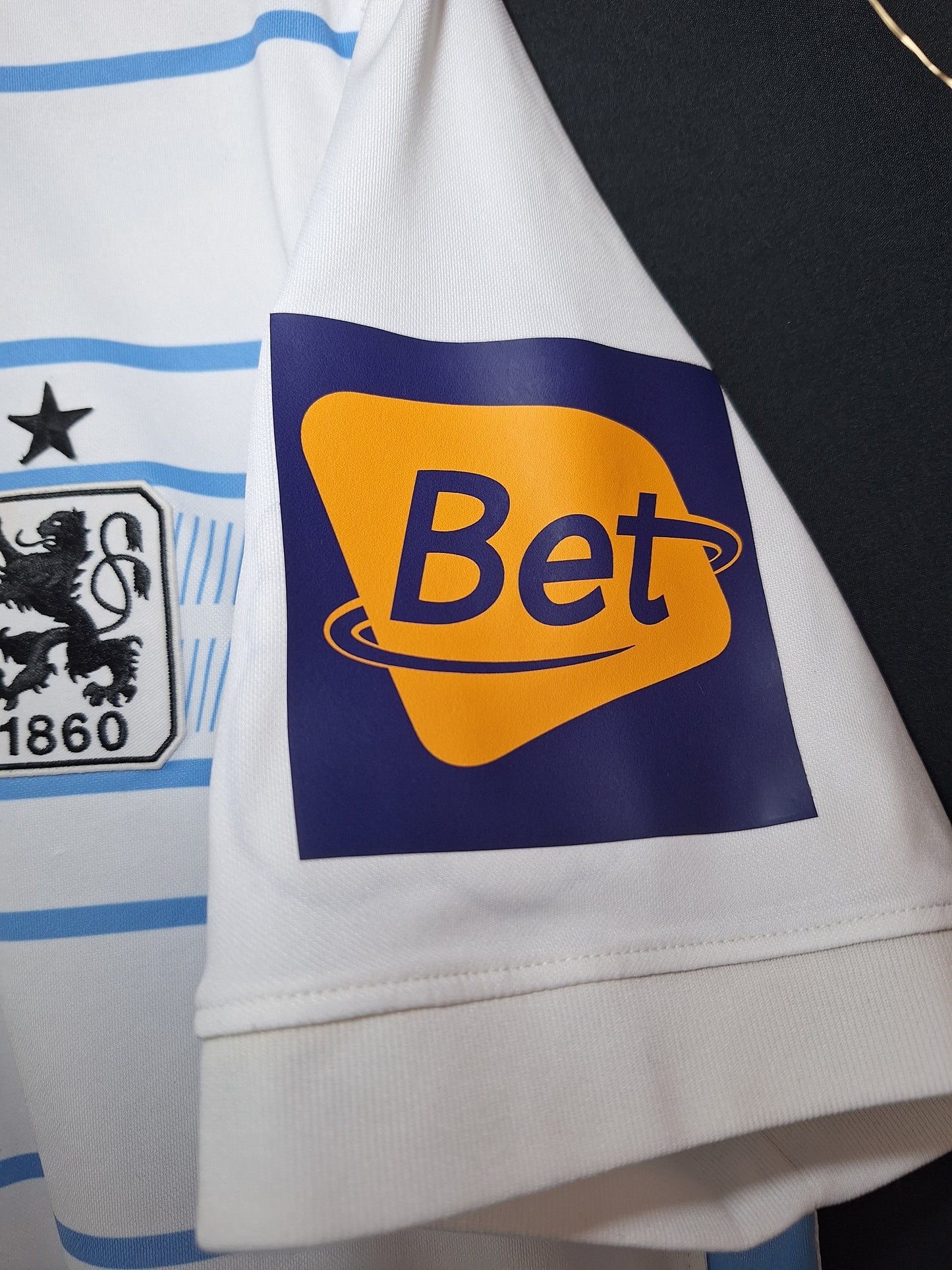 TSV 1860 Munchen 2022-2023, L
