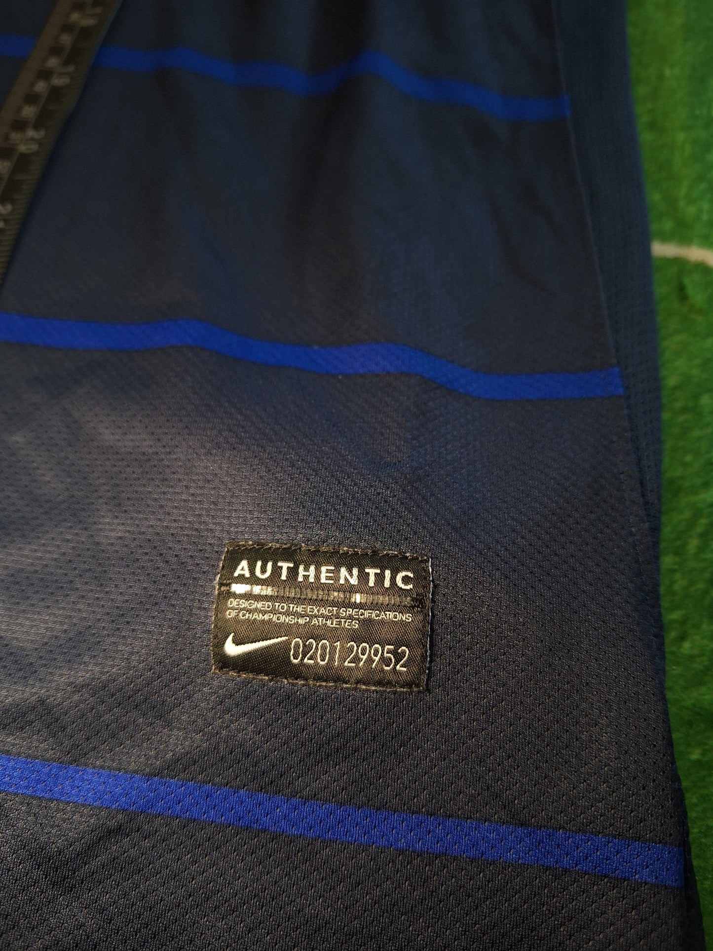 Hertha Berlin 2011-2012 home shirt, S