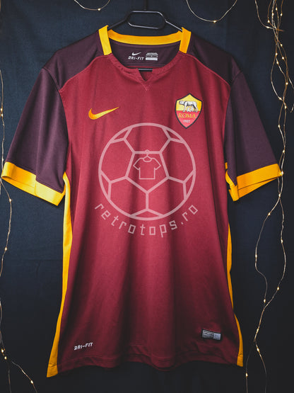 AS Roma 2015-2016 home shirt, Totti 10, L