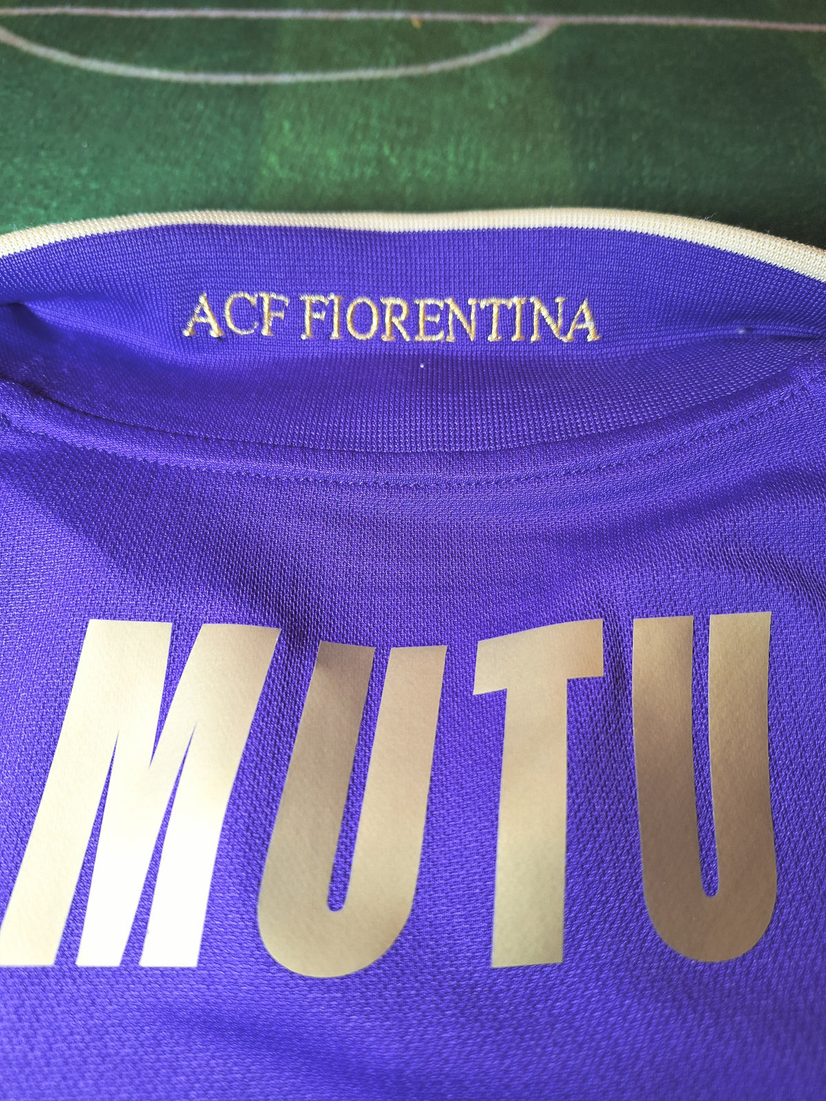 Tricou de fotbal Fiorentina 2010-2011, Mutu 10, M/L
