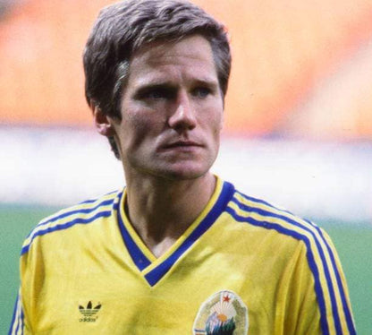 Tricou fotbal România 84, Hagi 11, M